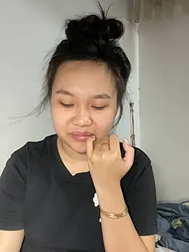 Almira6868 webcam