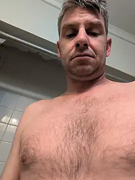 SitOnMyFace8426 webcam