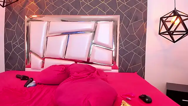 melissabloomm - MelissaBloomm's free webcam - UK Sex Cams