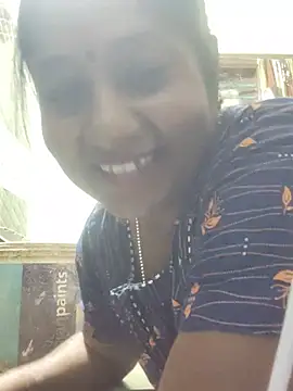 yamini1431 live webcam show