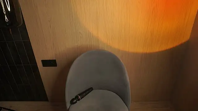 LettySlovacek live webcam show
