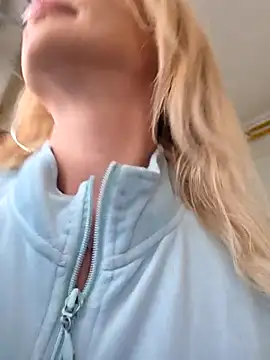 KaylinJan live webcam show