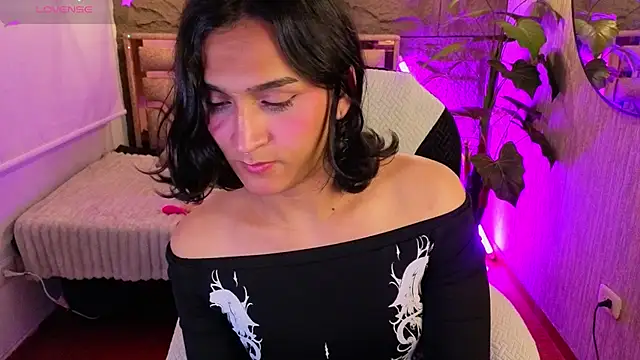 Zoee_Kiss_ live cam