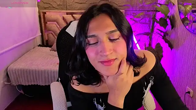 Zoee_Kiss_ live cam