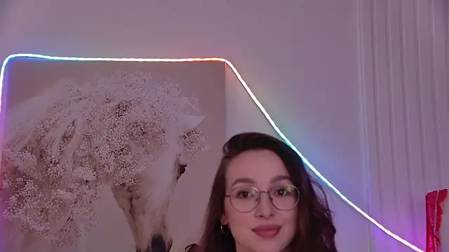 Emily_Simon live cam on StripChat