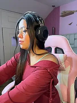 dayan_mora (F young) - SHOW BOOBS AND AHEGAO