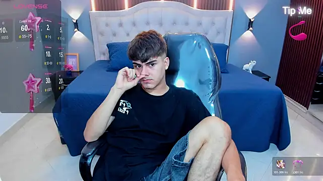 Tommy18__ live cam