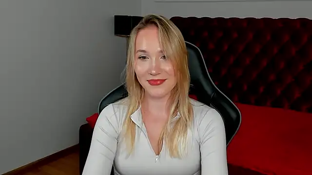 ElaraVoltage webcam