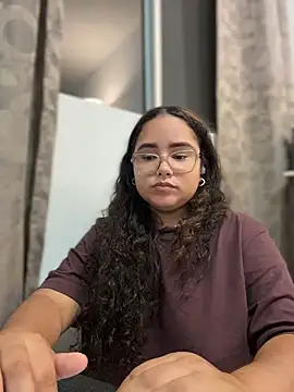 CurlyGirl_1 webcam