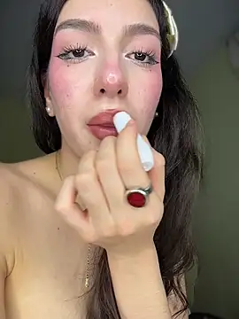 Emily-hottson webcam