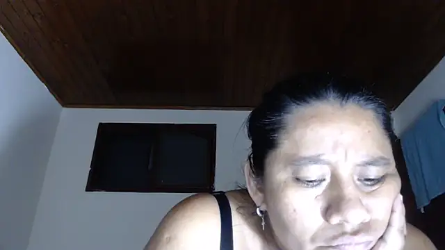 adrixxx38 webcam