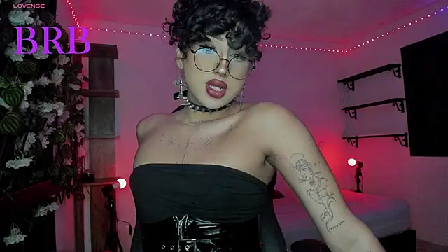 Heka_Prudence live cam