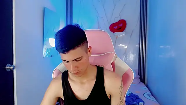 ascii_one (M twink) - MASTURBATE AND DICK HARD