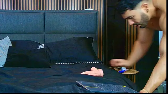 Martin_and_Santiago's live cam