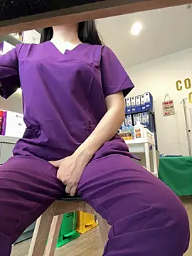 secretly_masturbating live webcam show