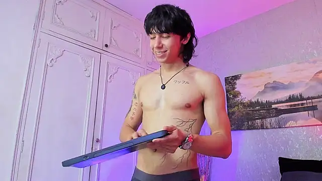 tyler_durten (M twink) - 🔥DANCE NAKED🔥