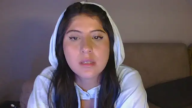 bubblegumm_ - BubbleGumm_'s free webcam - UK Sex Cams
