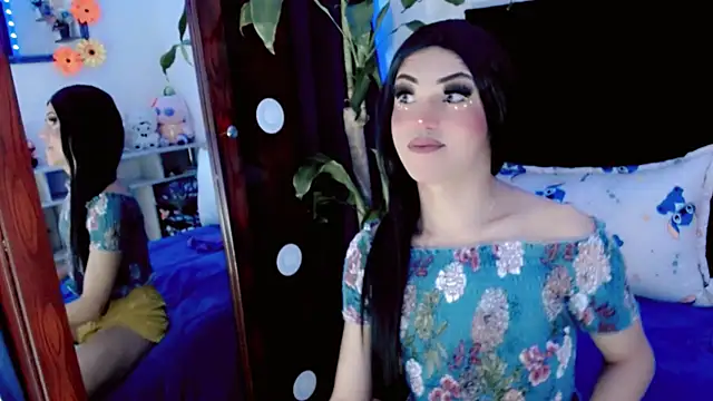 NathalialLooes live cam