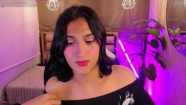 Zoee_Kiss_ live cam