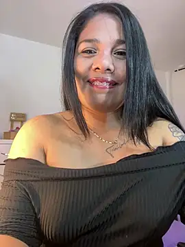 Rashell1_Queen webcam