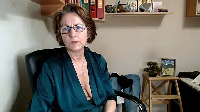 katemodel webcam