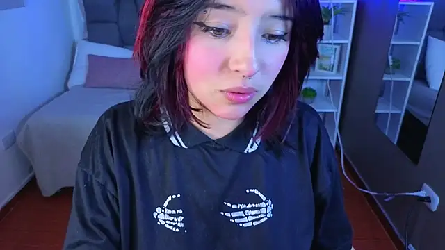 lsa_dolly_nyx live cam