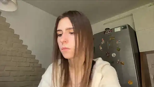 ZaraGuyette Live Web Cam Show