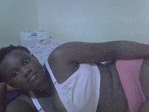 Sexxy_arianna live cam on StripChat