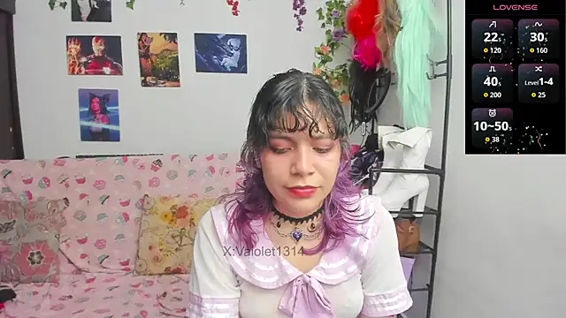 VaioletUwU webcam