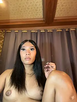 hugecock_tamira webcam