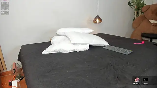 REINA_ADAHARA live webcam show