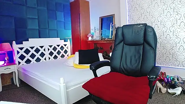 MissKora live webcam show