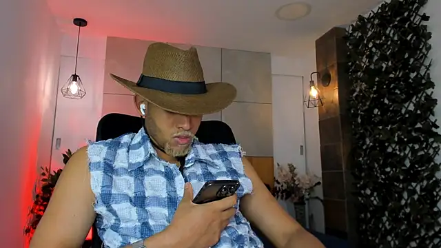 B_Wild live cam on StripChat