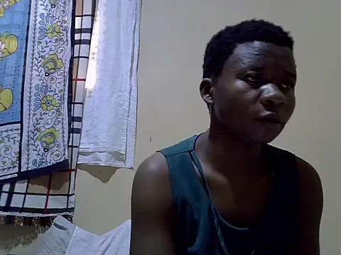 NaughtyNyra webcam