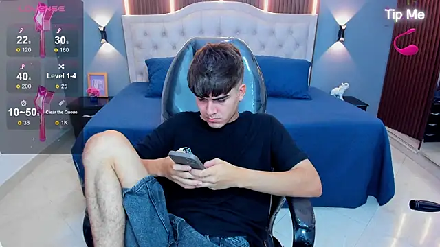 Tommy18__ webcam