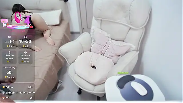 Feifei-cn live cam on StripChat