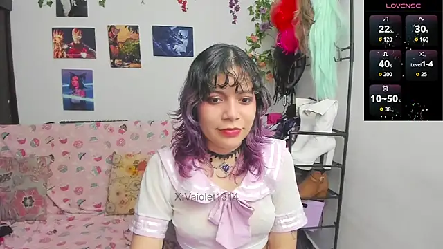 VaioletUwU webcam