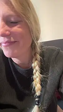moniquelafee (F milf) - make me happy 🥰 and wet