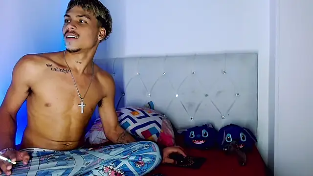 angel_foxc13 (M twink) - Happy happy Angel..!!😍