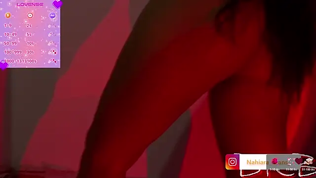 NahiaraEvans_ webcam