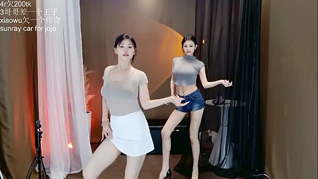 Banana-Milk69 live webcam show