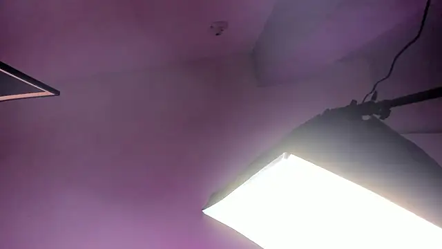 Dannae_Lux webcam