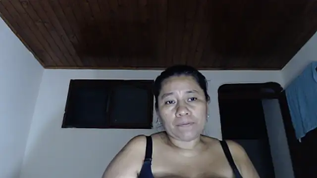 adrixxx38 webcam