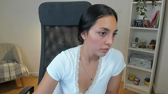 _BellaEvans_ webcam