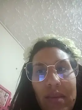 AzpenAgatha27 webcam