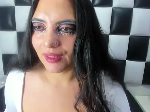 Isabella_Moraa webcam
