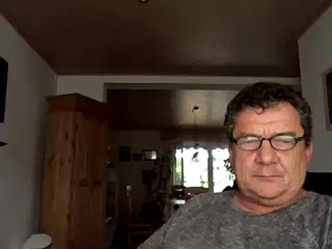 nobbie444 (M mature) - naked