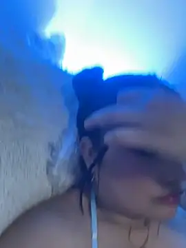 ArianaRougee webcam