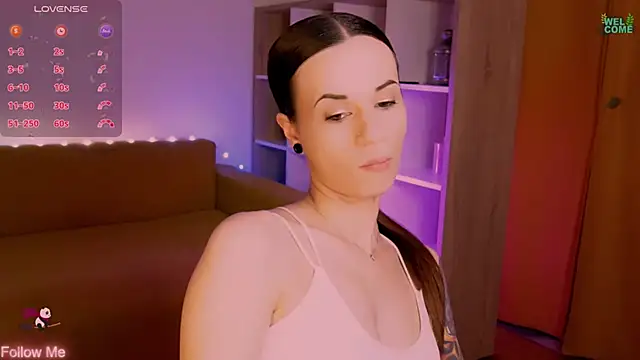 ItsAlisia webcam