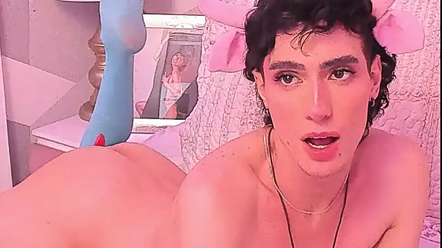 KylieMonnett webcam